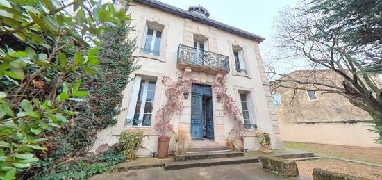 Achat maison 8 pièces 196 m²