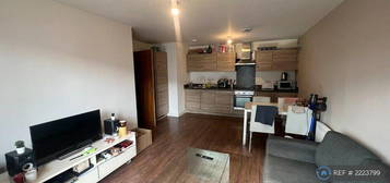 2 bedroom flat