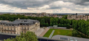 Nid douillet | Exposé sud-ouest | Vue imprenable sur le Château de la muette | Réalisation récente