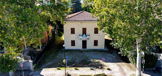 Casa indipendente in vendita in via Carlo Marx, 76