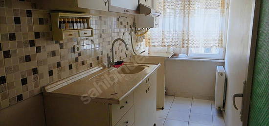 FATİH ÇARIKHANE SOKAK 2.KAT 80 M² 2+1