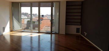 EN ALQUILER 1.900€ - Carrer de Sallarès