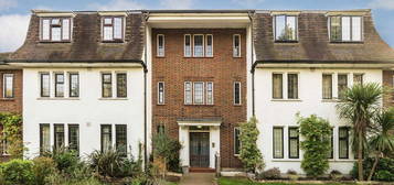 Flat for sale in Tower Road, Twickenham TW1