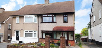 3 bed semi-detached house for sale