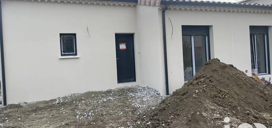 Maison neuve  à vendre, 3 pièces, 2 chambres, 70 m²