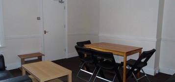 Maisonette to rent in Forsyth Road, Newcastle Upon Tyne NE2