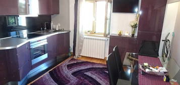 Vand apartament 2 camere decomandat Deva, ultracentrala spital, et.3