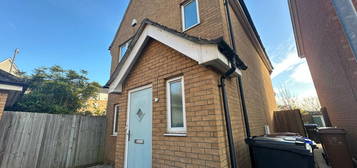 Property to rent in Baulmsholme Close, Northampton NN4