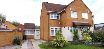 3 bedroom semi-detached house