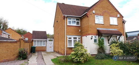 3 bedroom semi-detached house