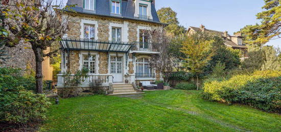 Vente maison 7 pièces 217 m²