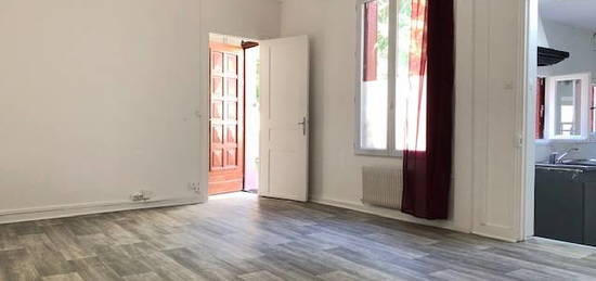 Location appartement 1 pièce 38 m²