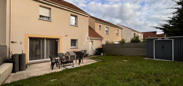 Maison  à vendre, 6 pièces, 4 chambres, 90 m²