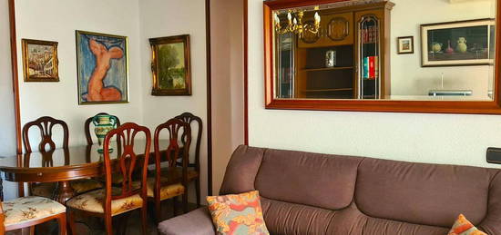 Apartamento de alquiler en Pintor Pedro Camacho, Juan XXIII