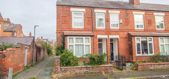 3 bedroom terraced house for sale