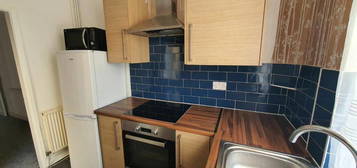 2 bedroom terraced house