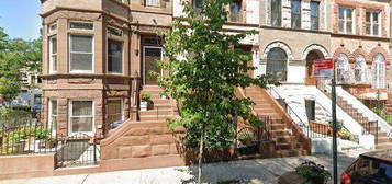 22 Revere Pl Unit 1, Brooklyn, NY 11213