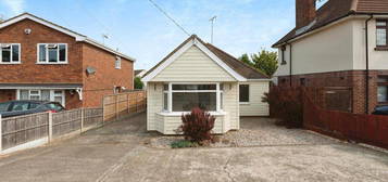 2 bedroom detached bungalow for sale