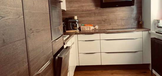 80m2 Haus zu vermieten