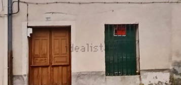 Chalet adosado en venta en calle Castillo, 6