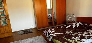 Apartament 3 camere, zona C.R. Vivu