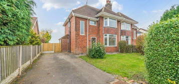 3 bedroom semi-detached house