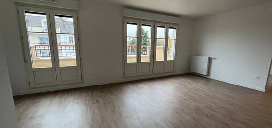 Appartement  à louer, 2 pièces, 1 chambre, 44 m²