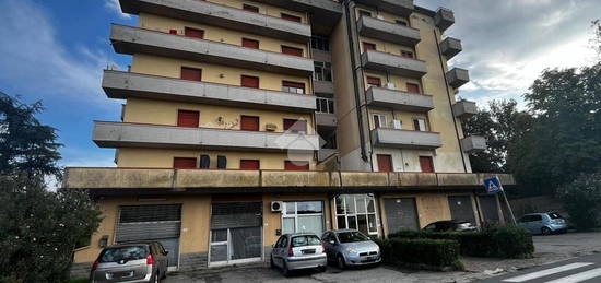 5 LOCALI A MONTOPOLI IN VAL D'ARNO