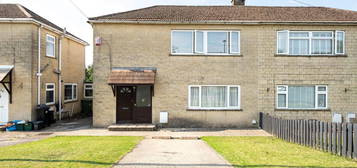 3 bed semi-detached house for sale