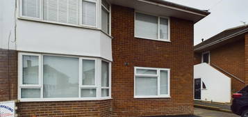 Maisonette to rent in Canterbury Walk, Warden Hill, Cheltenham GL51