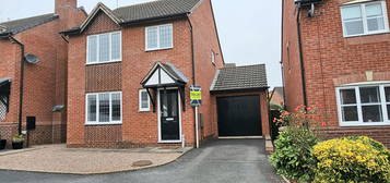 Detached house to rent in Barbel Crescent, Broomhall, Worcester WR5