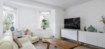 Flat for sale in Kingdon Road, West Hampstead NW6