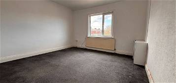 Flat to rent in Ansdell Road, Blackpool FY1