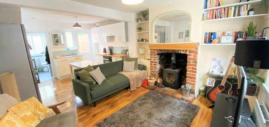 2 bedroom terraced house