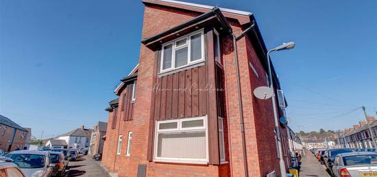 Flat to rent in Brecon Street, Canton, Cardiff CF5