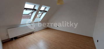 Pronájem bytu 1+kk 29 m², Masarykova, Čelákovice