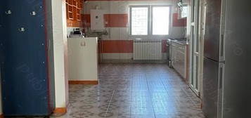 V3205: Apartament 4 camere Nerva Traian