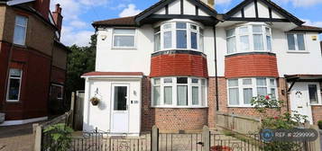 3 bedroom semi-detached house