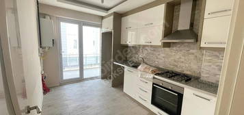 YSE IŞIKLARINDA, 2+1 ASANSÖRLÜ YENİ DAİRE