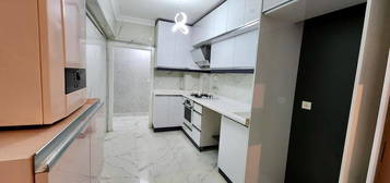 YILMAZ GAYRMENKUL DEN MALAZGRT MAH 3+1 KATTA 130 M2 12. CADDE ZERNDE ASANSRL FULL+FULL YAPILI