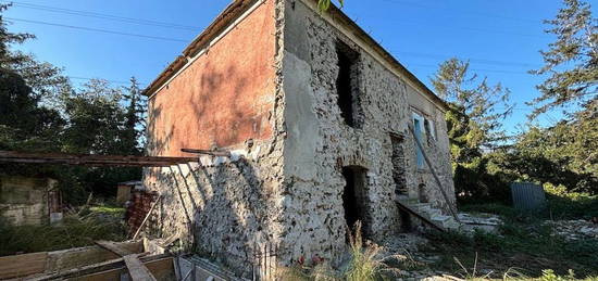 Casa indipendente in vendita in via Antonio Sant'Elia