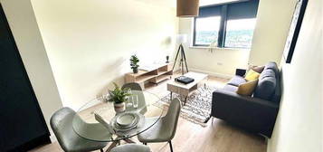 Flat to rent in Birmingham Road, West Bromwich B70