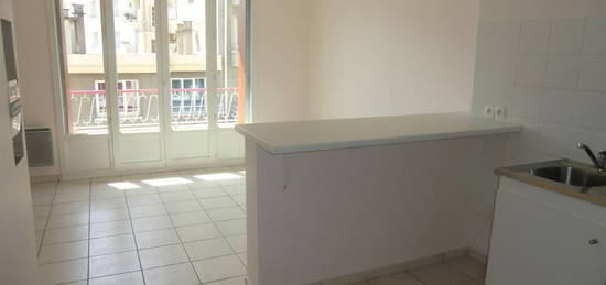 Location appartement 1 pièce 24 m²