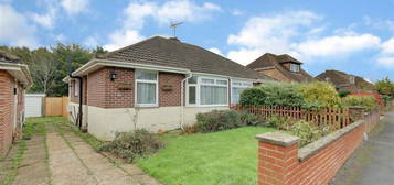 2 bedroom semi-detached bungalow for sale