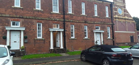 Town house to rent in Clyst Heath, Exeter EX2