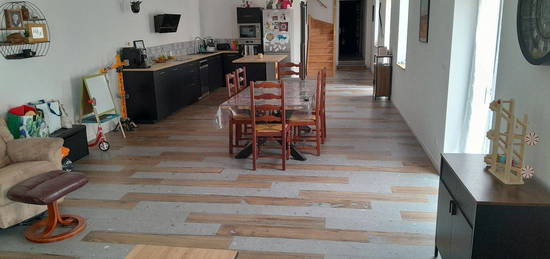 Maison 5 pièces 190m²