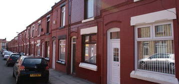 2 bed terraced house to rent