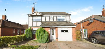 Detached house for sale in Leen Valley Drive, Shirebrook, Mansfield, Derbyshire NG20