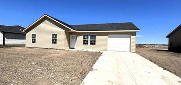 1219 Nautical Dr, Salina, KS 67401