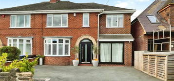 5 bedroom semi-detached house for sale